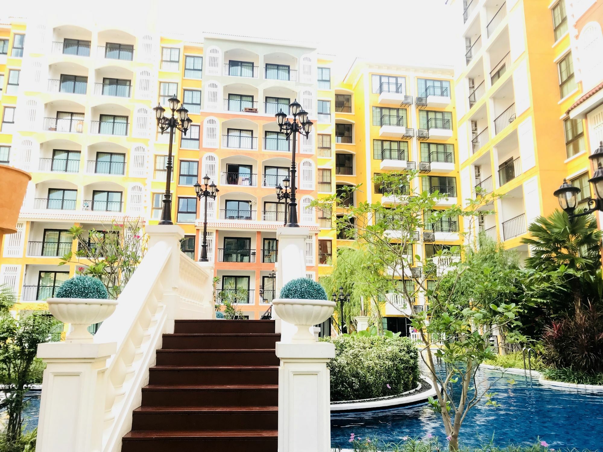 梭桃邑Venetian Pattaya公寓 外观 照片